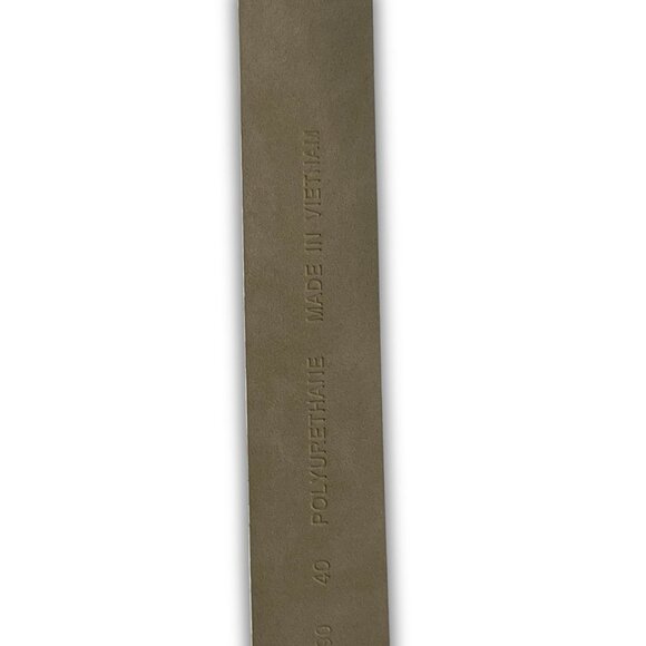 G By Guess Chevron Textured Plaque Belt In White Polyurethane & Steel - Picture 4 of 5